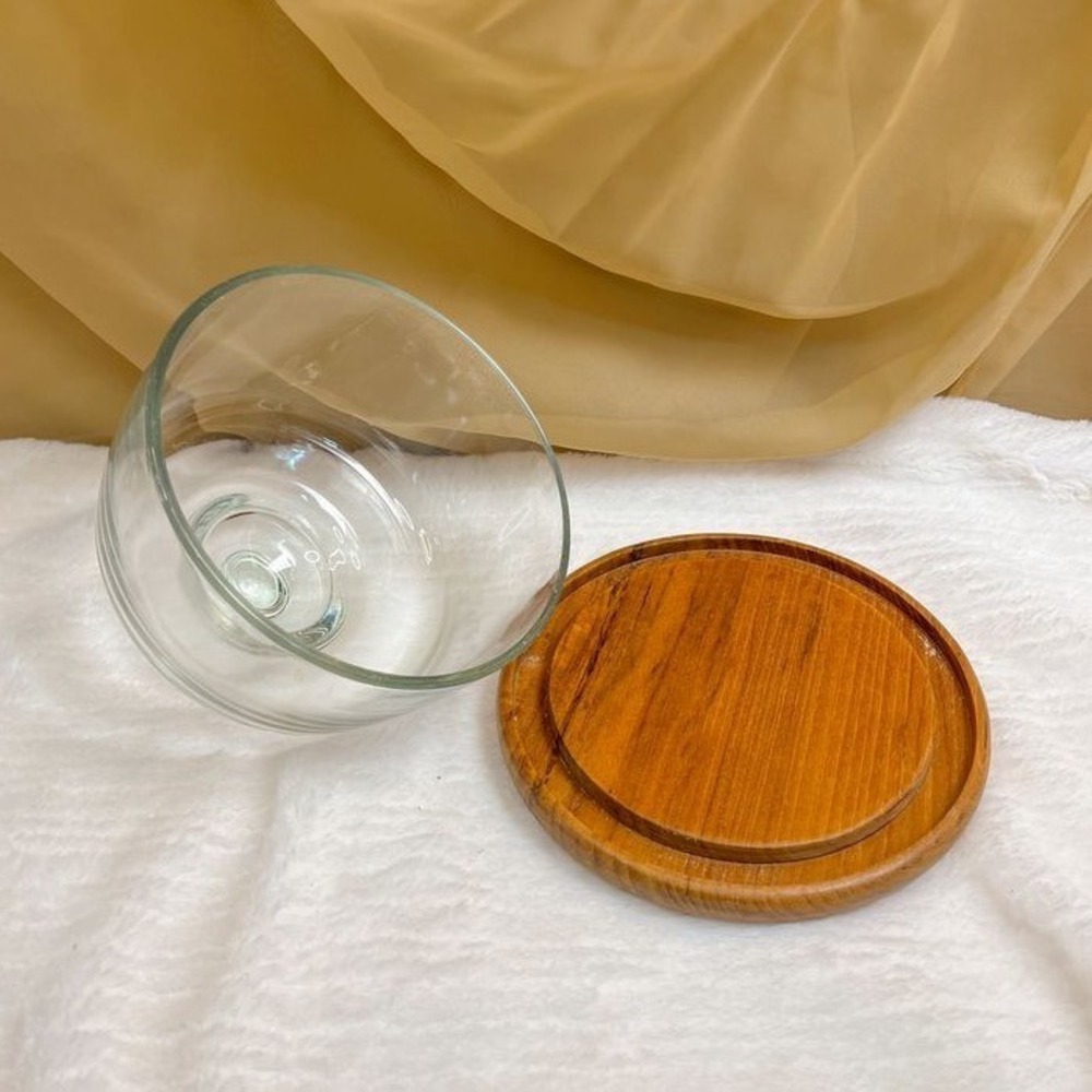 Elegant Glass Dome with Wooden Base - Versatile Display Cloche - Picture 2 of 3